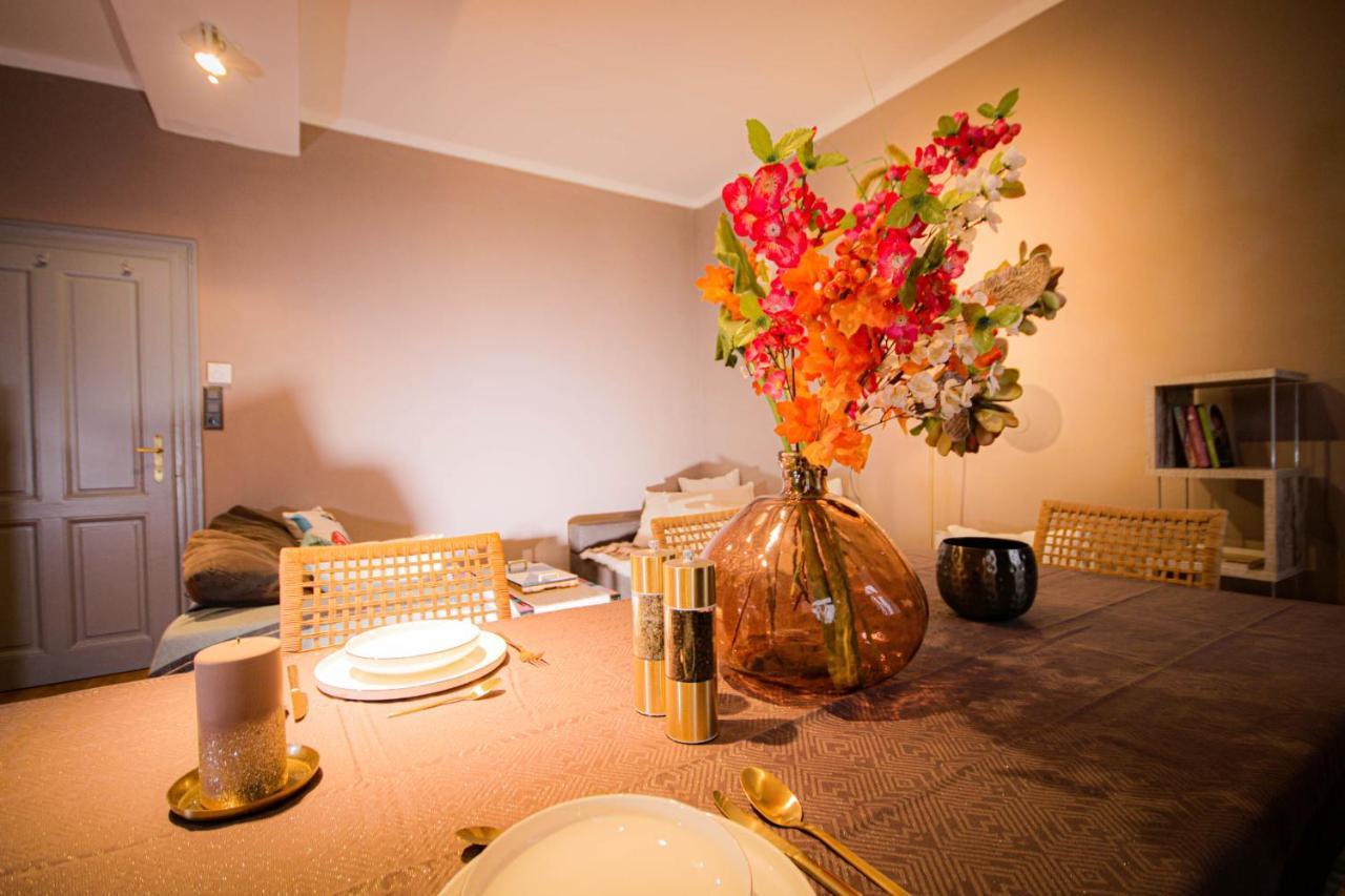 Charming Apartment: Only 10 Minutes To The Center ウィーン エクステリア 写真