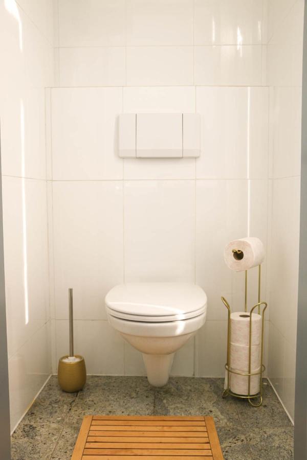 Charming Apartment: Only 10 Minutes To The Center ウィーン エクステリア 写真