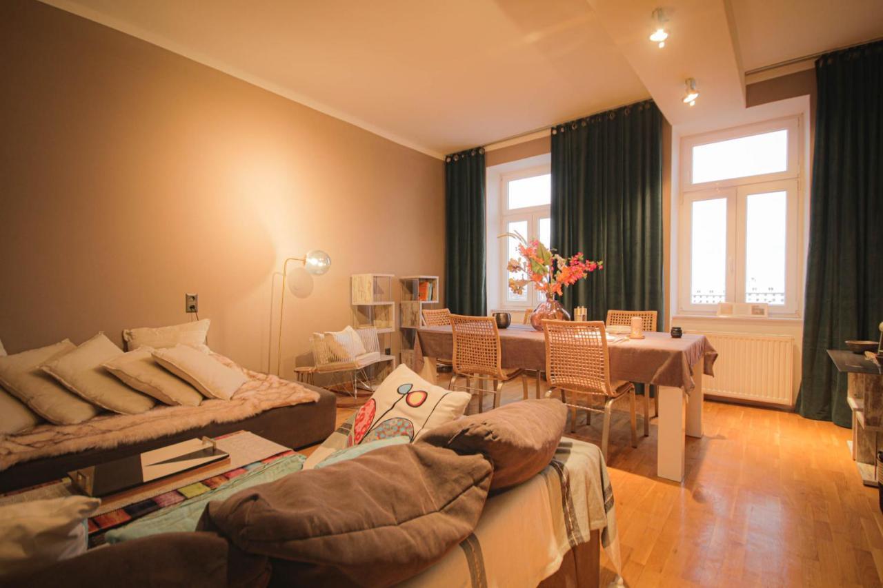 Charming Apartment: Only 10 Minutes To The Center ウィーン エクステリア 写真